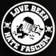 Zum tailliertes Tanktop "Love Beer Hate Fascism" für 15,00 € gehen.