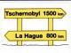 Zur Artikelseite von "Tschernobyl 1500km _ La Hague 800km", Aufkleber für 1,00 €