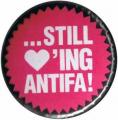 Zur Artikelseite von "... still loving antifa!", 50mm Button für 1,40 €