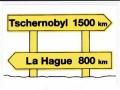 Zur Artikelseite von "Tschernobyl 1500km _ La Hague 800km", Aufkleber für 1,00 €