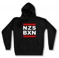 Zur Artikelseite von "NZS BXN", taillierter Kapuzen-Pullover für 28,00 €