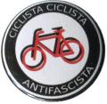 Zum 50mm Magnet-Button "Ciclista Ciclista Antifascista" für 3,00 € gehen.