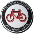 Zum 37mm Button "Ciclista Ciclista Antifascista" für 1,10 € gehen.