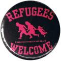 Zum 37mm Magnet-Button "Refugees welcome (pink)" für 2,50 € gehen.