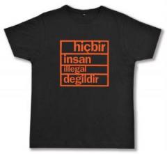 Zum Fairtrade T-Shirt "hicbir insan illegal degildir" für 19,45 € gehen.