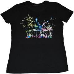 Zum tailliertes T-Shirt "Fireworks" für 19,50 € gehen.