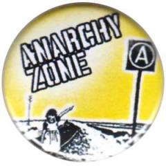 Zum 25mm Button "Anarchy Zone" für 0,90 € gehen.