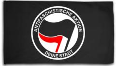 Zur Fahne / Flagge (ca. 150x100cm) "Antifaschistische Aktion (schwarz/rot) Deine Stadt" für 25,00 € gehen.