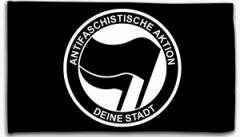 Zur Fahne / Flagge (ca. 150x100cm) "Antifaschistische Aktion (schwarz/schwarz) Deine Stadt" für 25,00 € gehen.