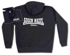 Zur Kapuzen-Jacke "Gegen Nazis Überall" für 30,00 € gehen.