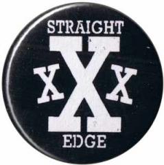 Zum 25mm Magnet-Button "Straight Edge" für 2,00 € gehen.